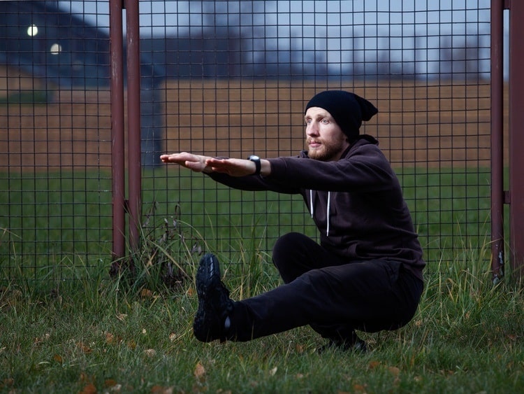 train your legs with pistol squat